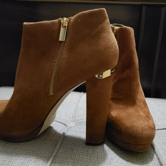 Booties - Picture 5 of 8